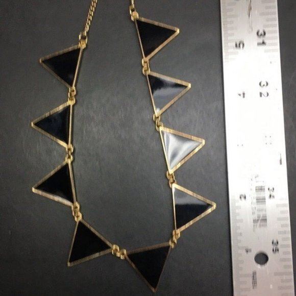 Black Gold Triangle Necklace Reversible Textured Classic Mod Retro BoHo - Picture 5 of 6